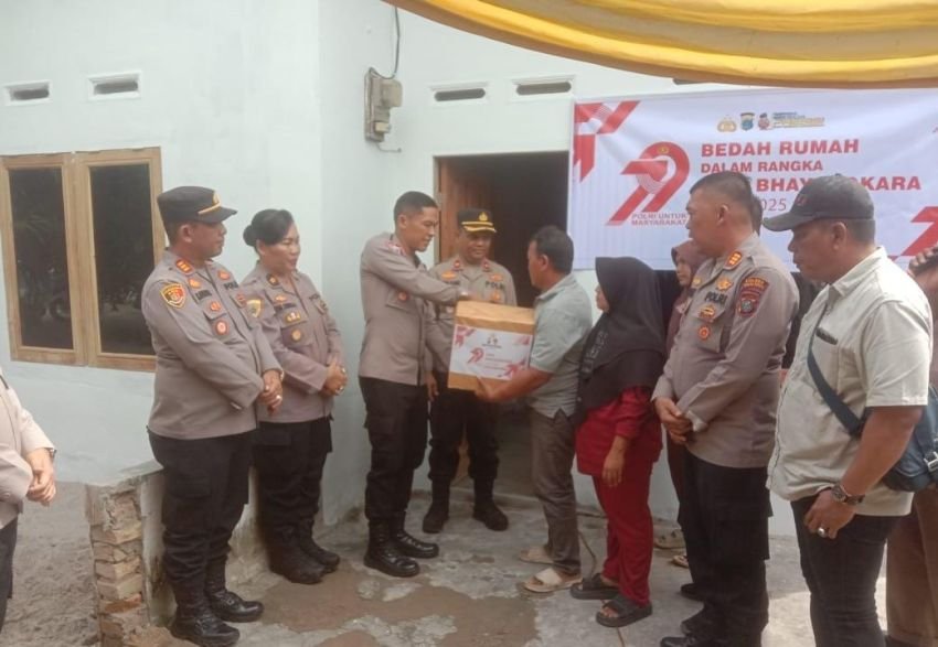 Polres Sergai Serahkan Rumah Hasil Bedah, Wujud Nyata Bakti Polri Presisi