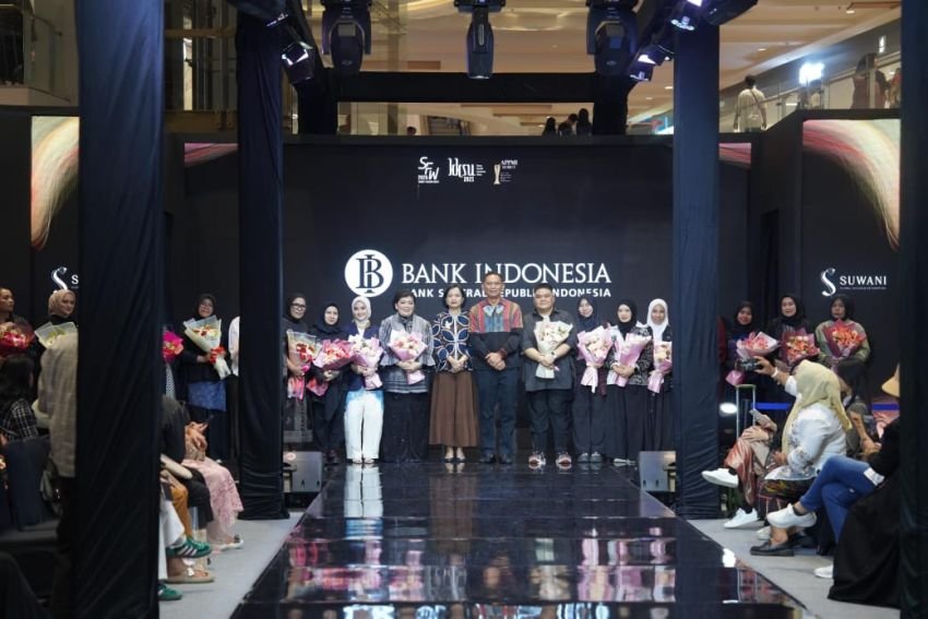 Hari Kedua KKSU 2025 Semarak: Pengunjung Antusias Saksikan Lomba Fashion hingga Kejuaraan Kopi Internasional