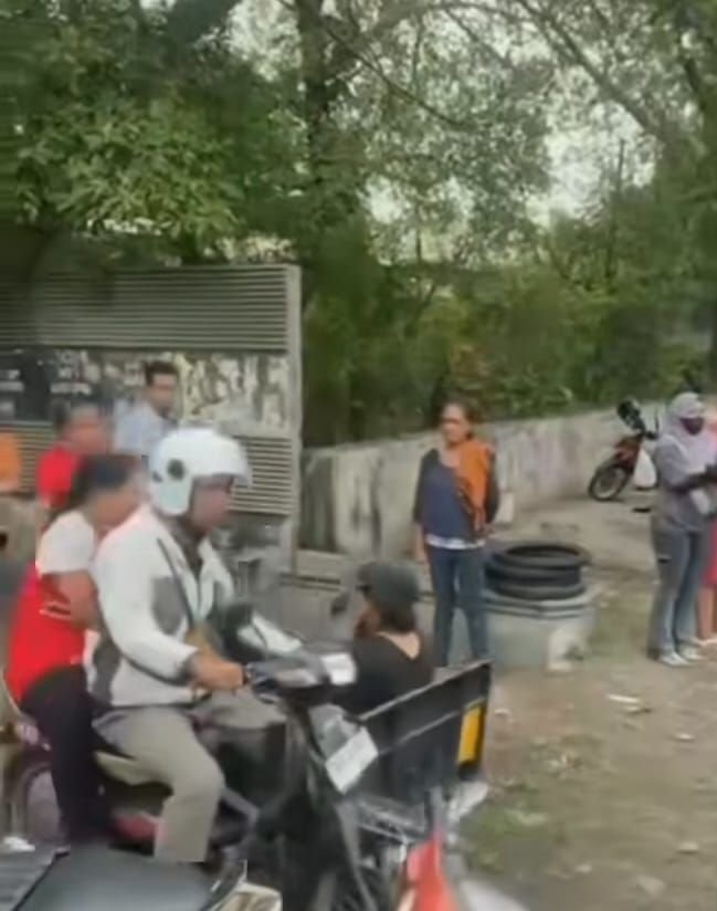 Seorang Wanita Tuna Wisma ODGJ Melahirkan Sendiri di Ruko Kosong