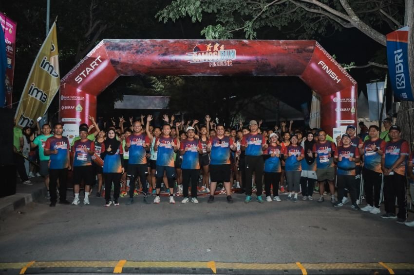 Indosat Dukung Samosir Run 2025, Dorong Transformasi Wisata Digital di Danau Toba