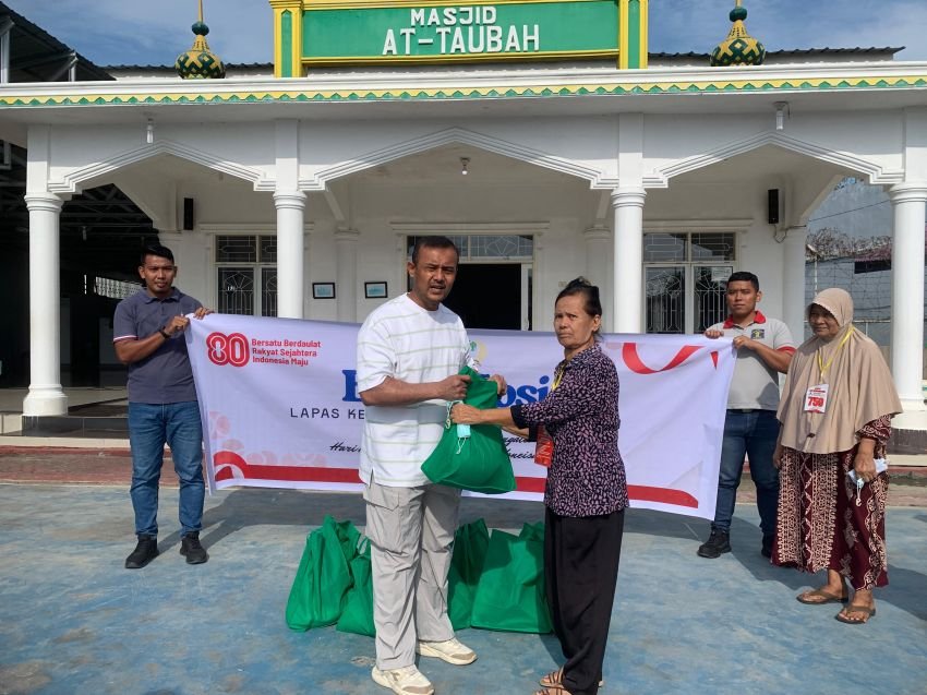 Dukung Program Imipas dan Semarakkan Kemerdekaan ke-80 RI, Lapas TBA Laksanakan Bakti Sosial