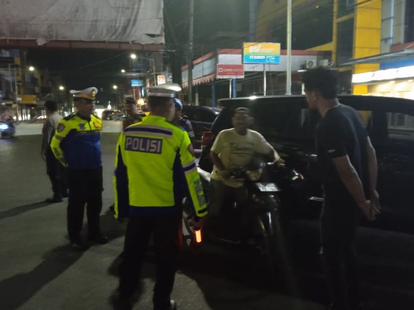 Polres Pematangsiantar Gelar KRYD Hingga Dini Hari, Tiga Pengendara Ditegur
