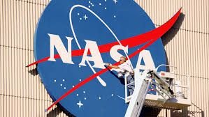 Rencana Gila! NASA akan Bangun Pusat Reaktor Nuklir di Bulan