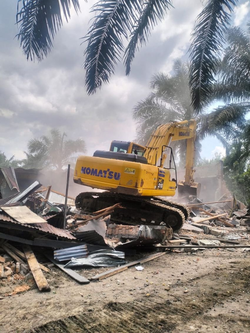 Lawvota Cafe di Kutalimbaru Dibongkar, Diduga Jadi Tempat Peredaran Narkoba