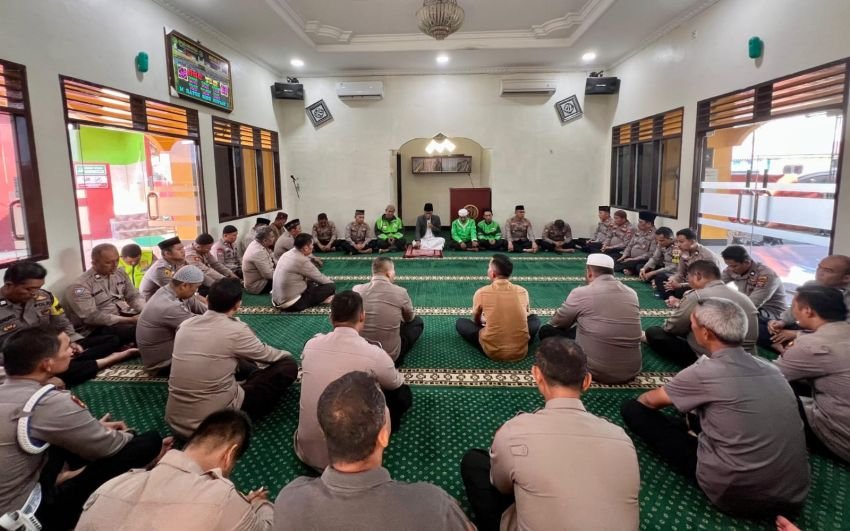 Polres Belawan Gelar Salat Ghoib dan Doakan Almarhun Affan Kurniawan