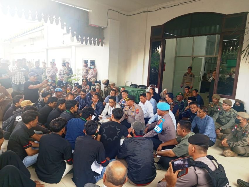 Aliansi Mahasiswa dan Masyarakat Batubara Gelar Aksi Damai Sampaikan 7 Tuntutan